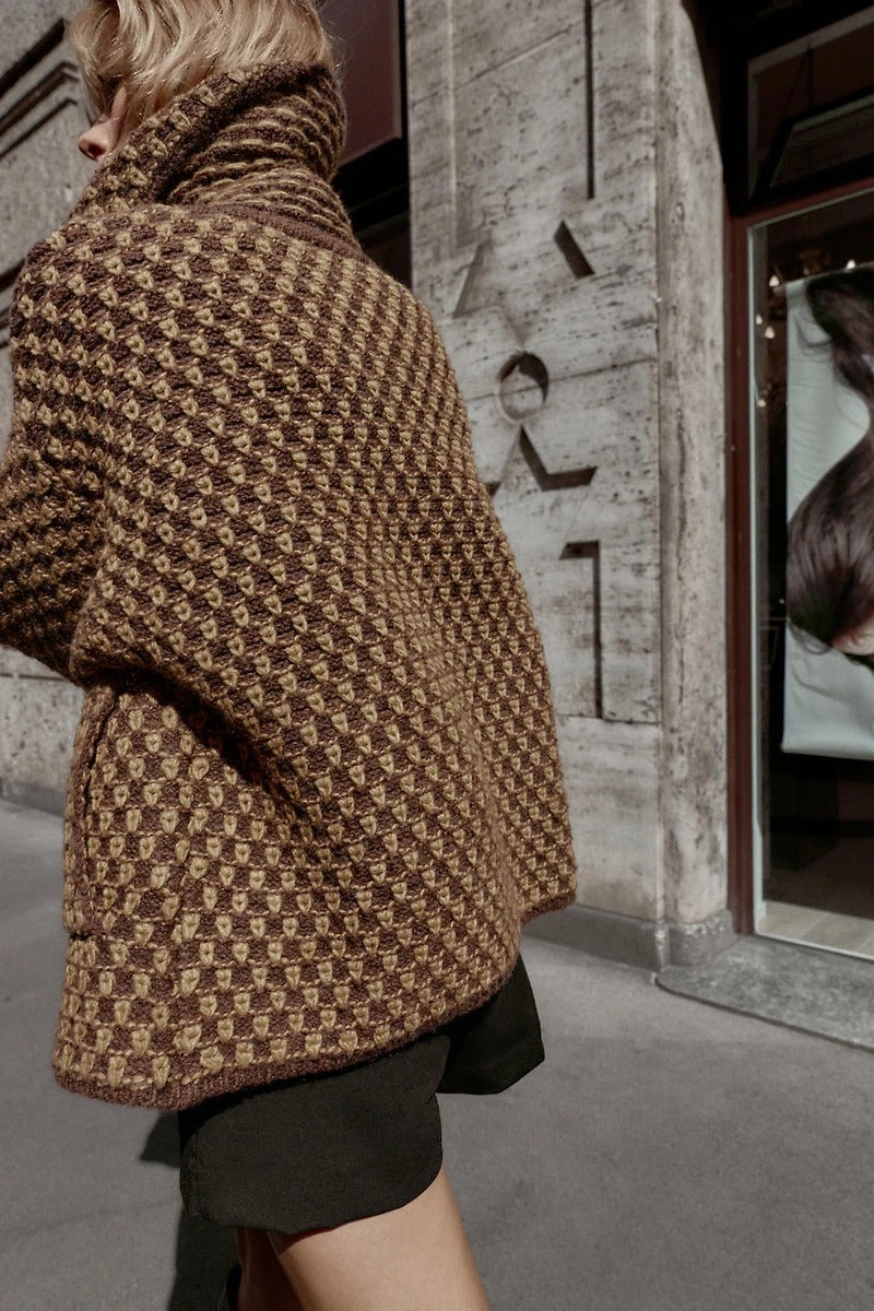 OVERSIZED KNIT JACKET in Bloomington