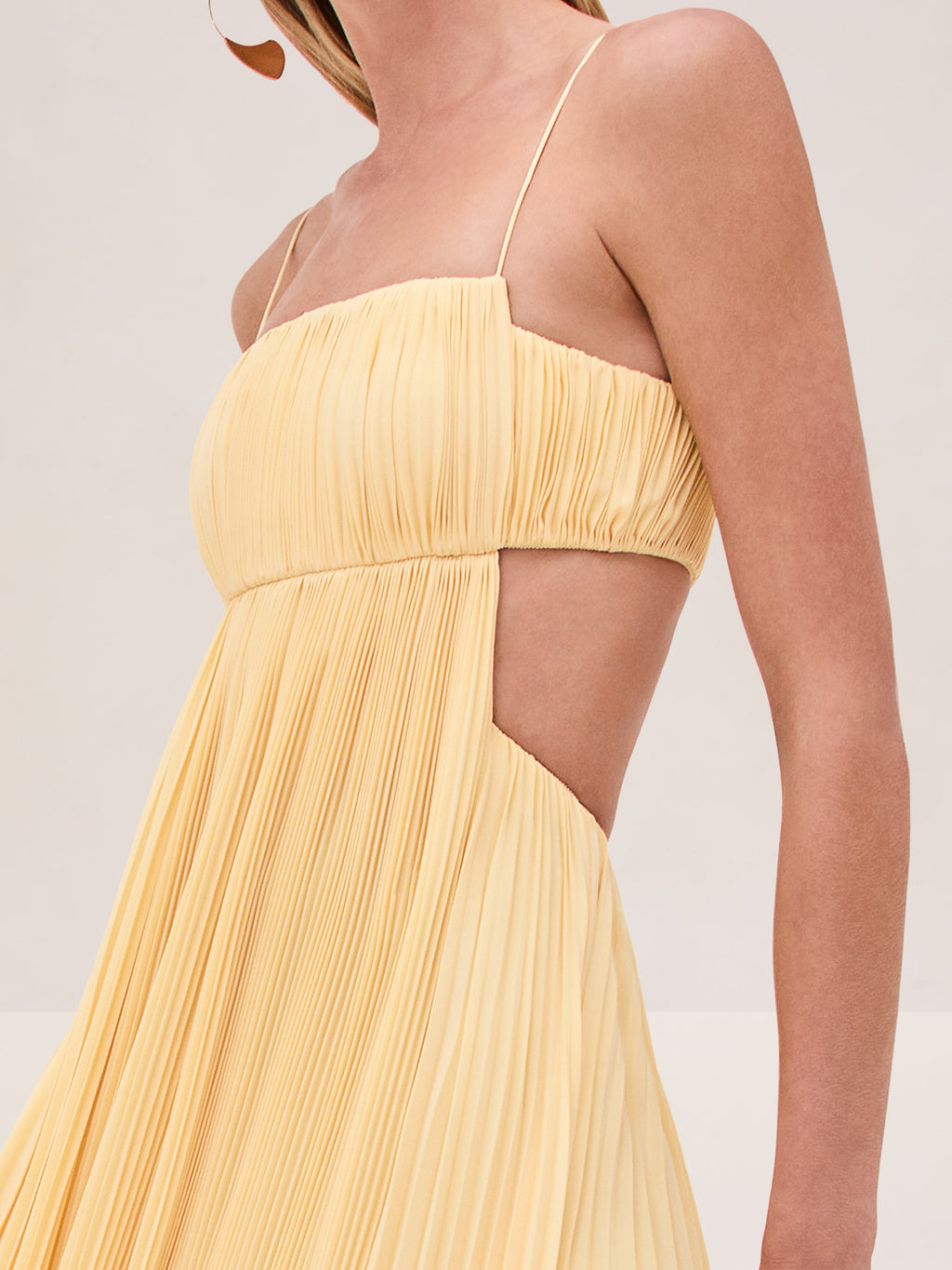 Elegant Pleated Maxi Dress