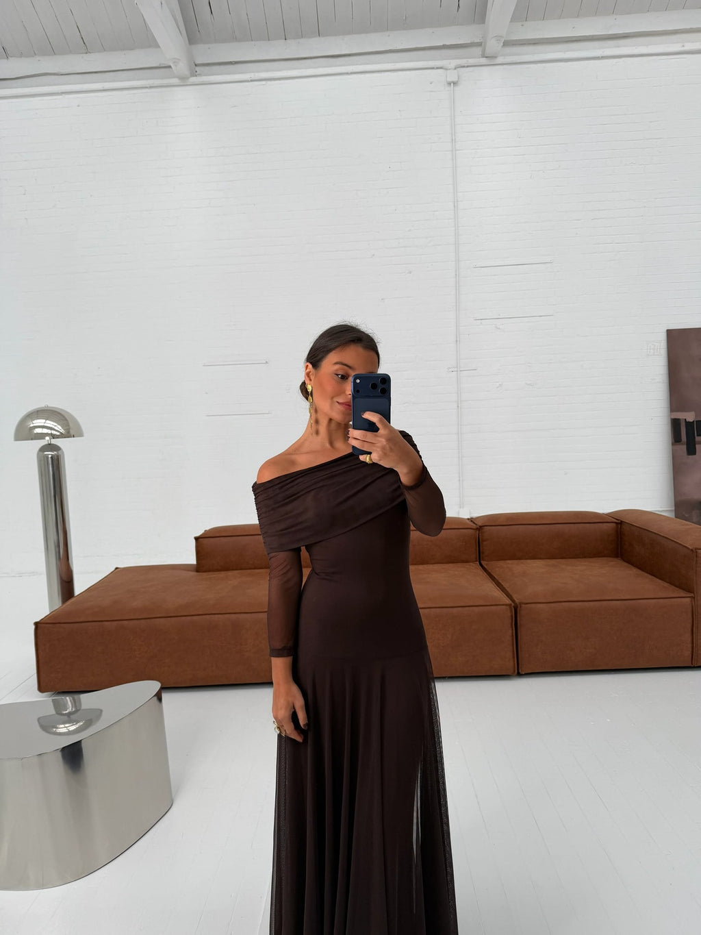 Dress with Long Sleeve in Brown