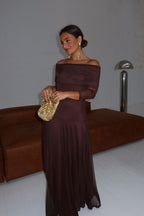 Dress with Long Sleeve in Brown